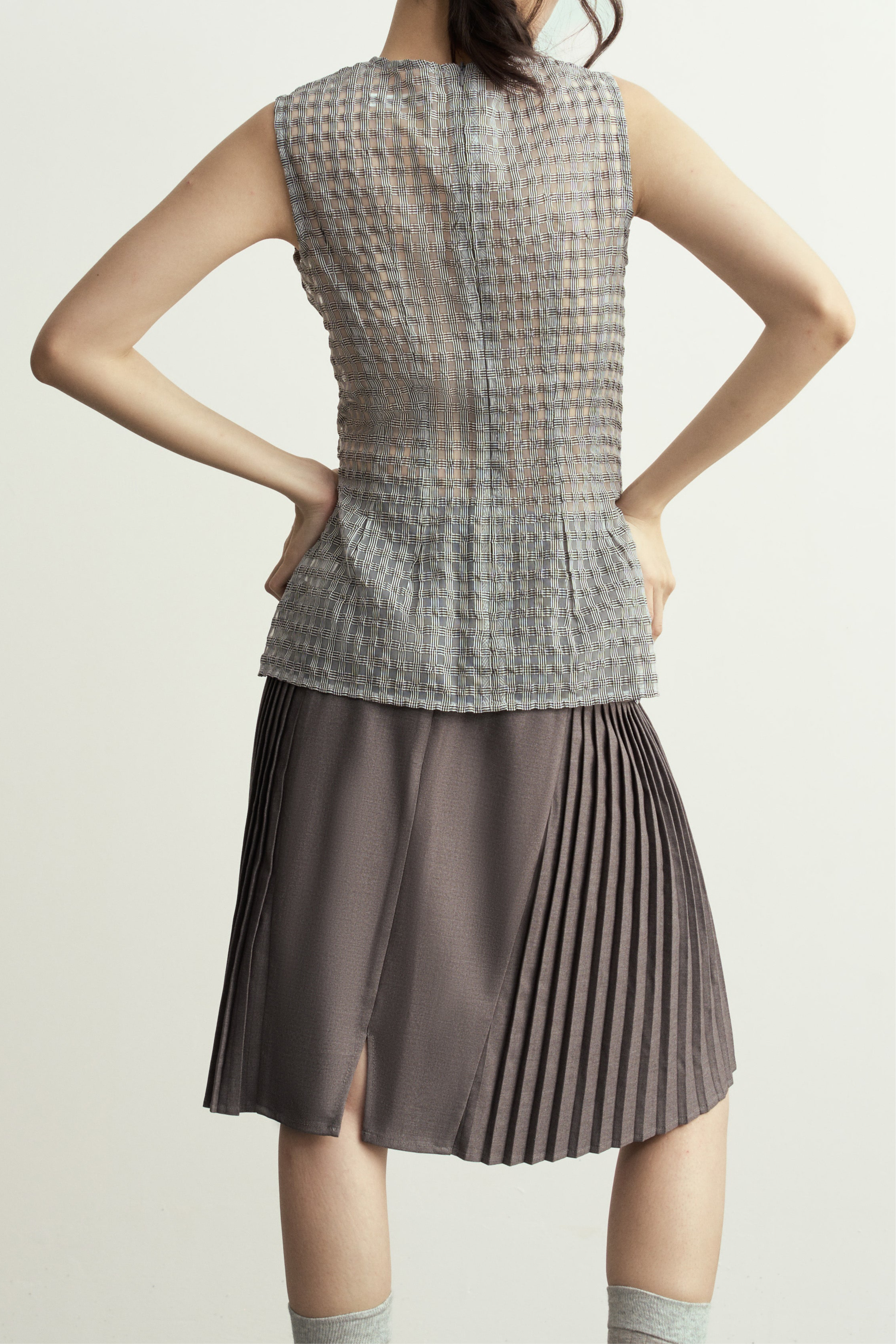 Grey Pleated Skirt/灰色百褶西裝短裙