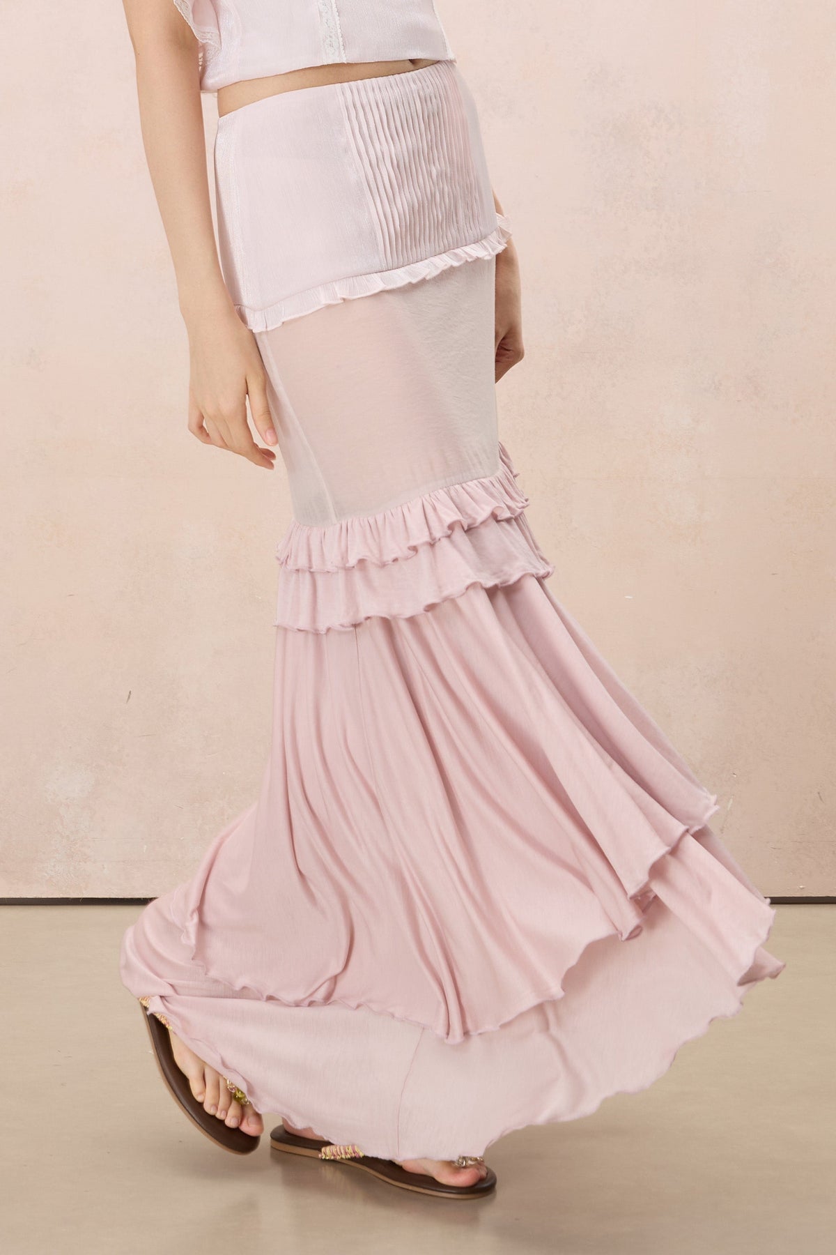 AMOUR PLEATED TIERED MAXI SKIRT IN SHELL PINK