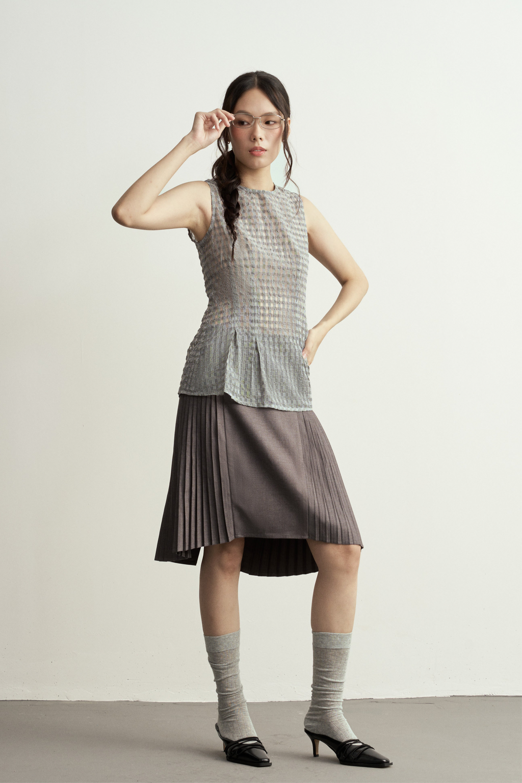 Grey Pleated Skirt/灰色百褶西裝短裙