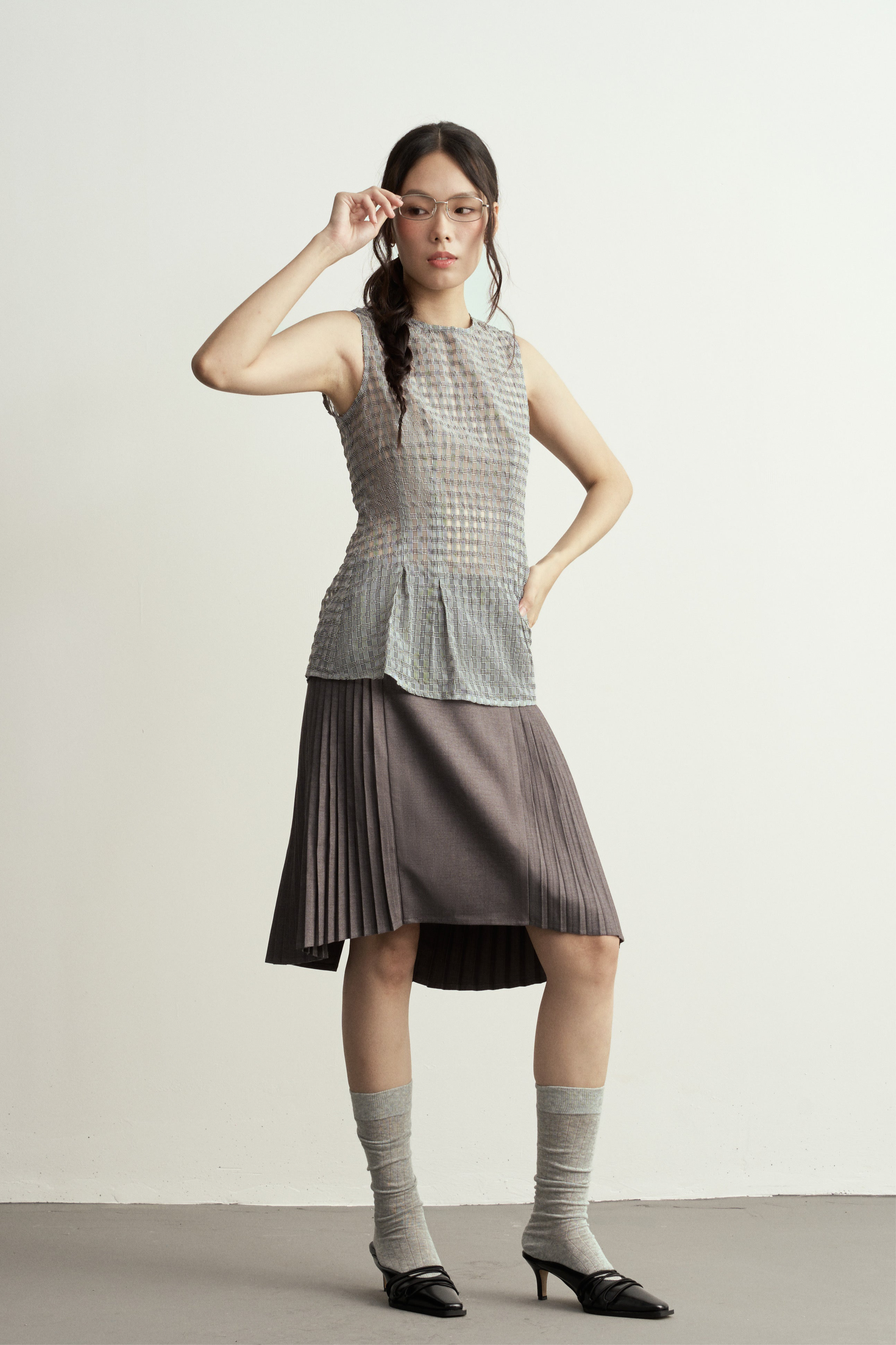 Grey Pleated Skirt/灰色百褶西裝短裙